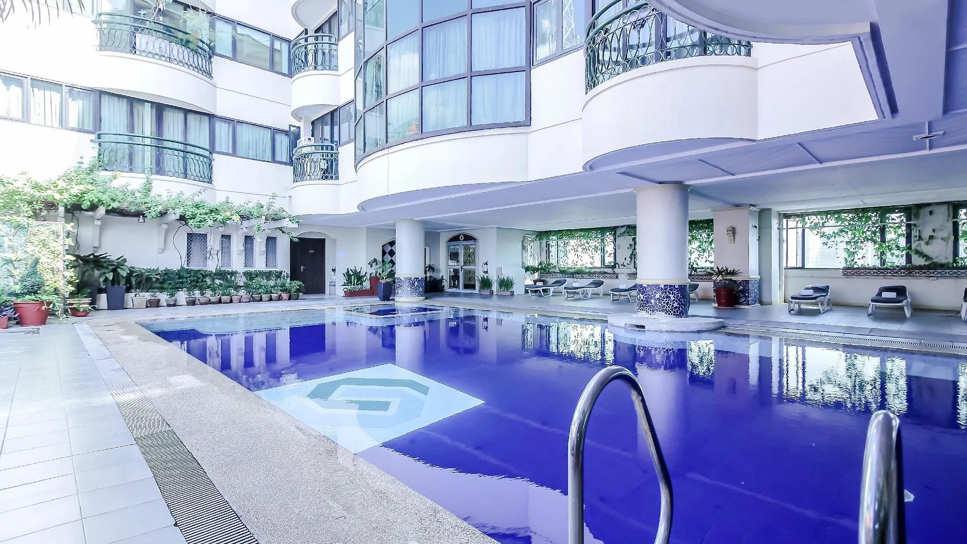 Makati Palace Hotel Makati City 4*,  Philippines